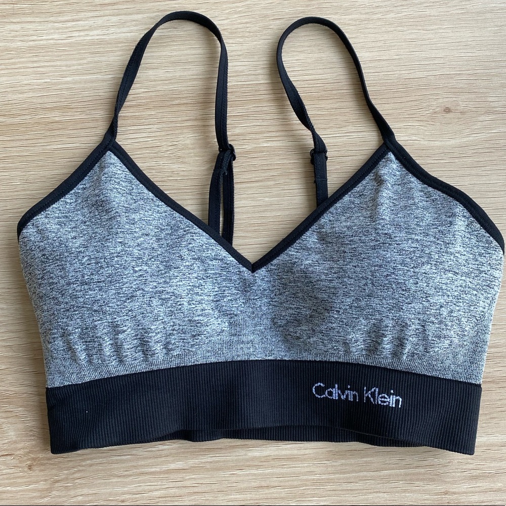 Xs Calvin Klein sports bra